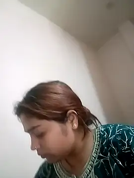 Trisha 71 online show from 04-22-26, 01:56