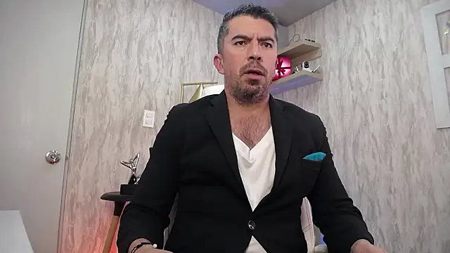 JuanKFit 45 online show from 03-19-26, 03:39