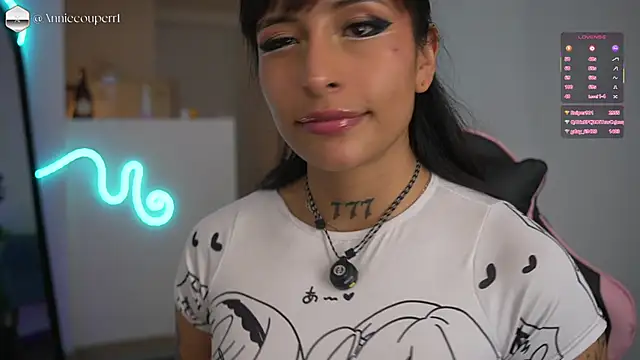 AnnieCouperr online show from 04-03-26, 07:42