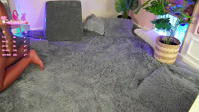 AnnieCouperr online show from 10-10-25, 07:58