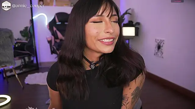 AnnieCouperr online show from 04-23-26, 09:49