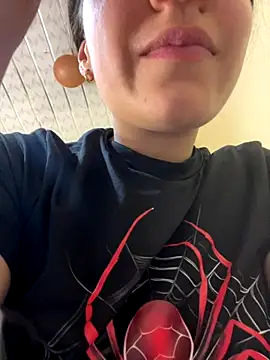 Snapshot of HinataArai chatting on 10-02-25, 08:01 HinataArai online show from 10-02-25, 08:01