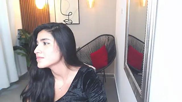 Lia Mar  online show from 04-24-26, 06:10