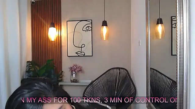 Lia Mar  online show from 04-15-26, 06:12