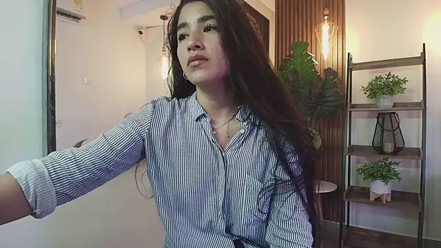 Lia Mar  online show from 09-30-25, 01:28