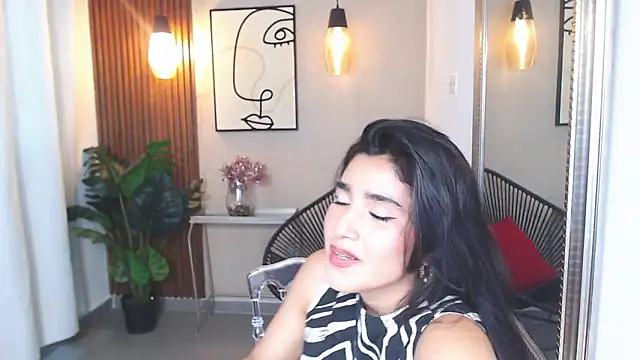 Lia Mar  online show from 04-21-26, 06:14