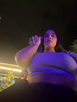 BellaLeclair online show from 02-16-26, 12:42