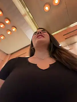 BellaLeclair online show from 03-11-26, 11:32