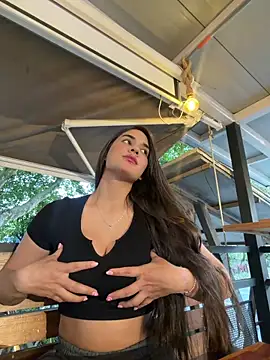 BellaLeclair online show from 03-30-26, 10:44