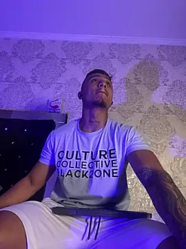 ThiagoBlaze online show from 04-11-26, 12:09