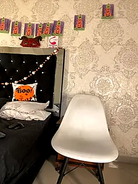 ThiagoBlaze online show from 10-31-25, 03:14