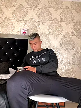 ThiagoBlaze online show from 10-03-25, 02:48