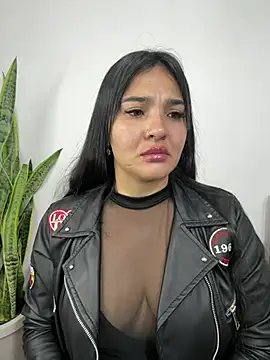 meli  brown online show from 04-17-26, 03:53