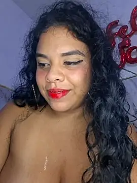 Yemaly Lee online show from 04-06-26, 04:46