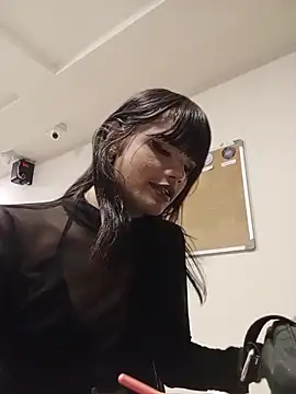 NATASHAA WINZ online show from 05-16-26, 04:33