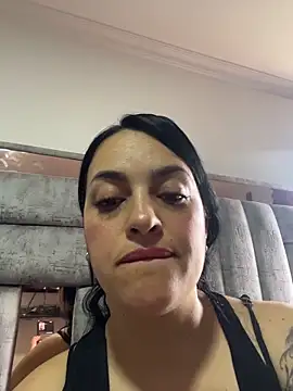 Snapshot of karolNails chatting on 03-03-26, 07:43 karolNails online show from 03-03-26, 07:43