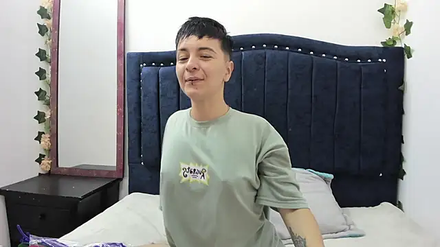  Hannah Hot online show from 11-25-25, 11:48