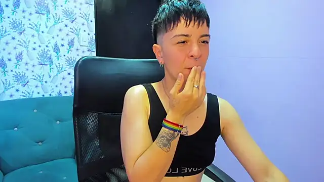 Hannah Hot online show from 10-12-25, 02:13
