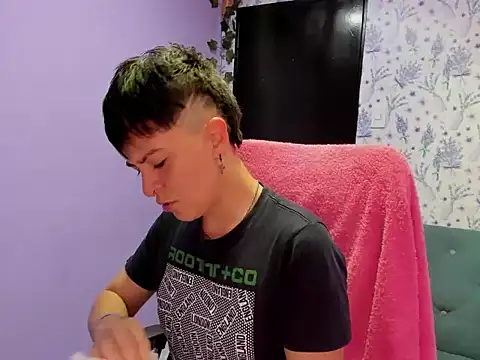  Hannah Hot online show from 10-30-25, 01:48