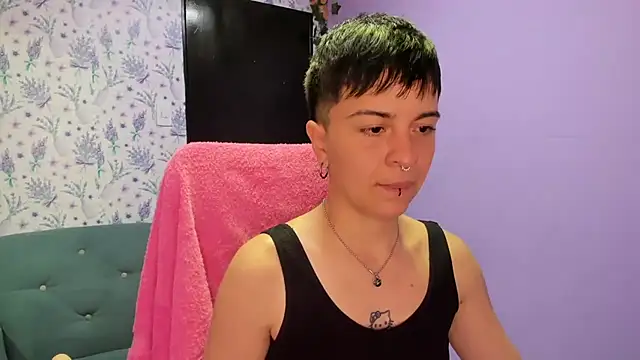  Hannah Hot online show from 10-18-25, 02:02