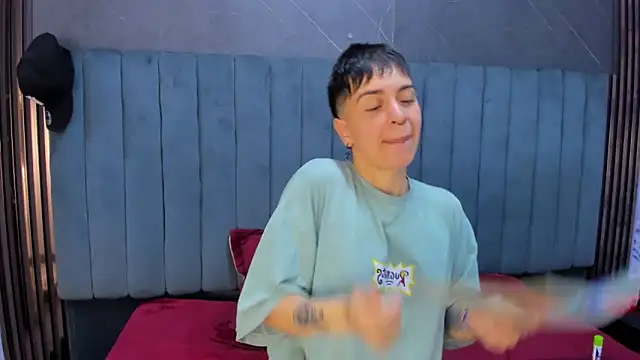  Hannah Hot online show from 02-17-26, 02:31