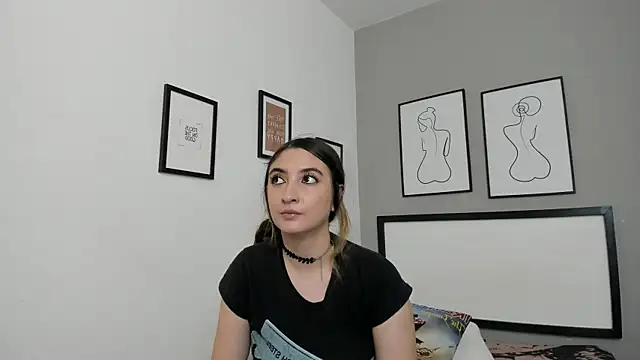 Alice Dickinssonn online show from 02-28-26, 09:03