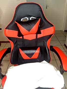 jayjayja19 online show from 11-03-25, 10:46