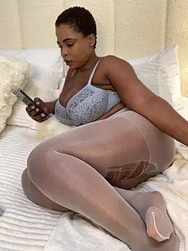 Snapshot of jayjayja19 chatting on 07-18-26, 04:04 jayjayja19 online show from 07-18-26, 04:04