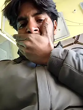 OmeningFurorji online show from 01-12-26, 08:54