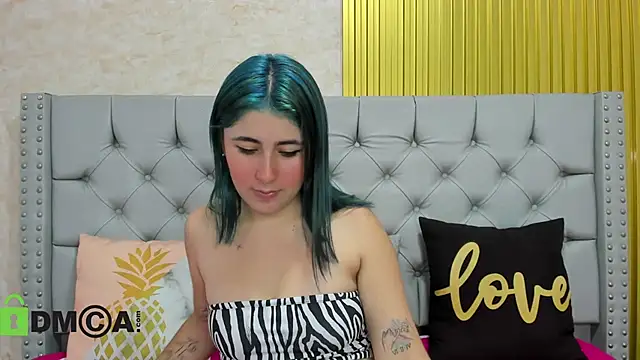 Skarlet 04 online show from 11-18-25, 04:43