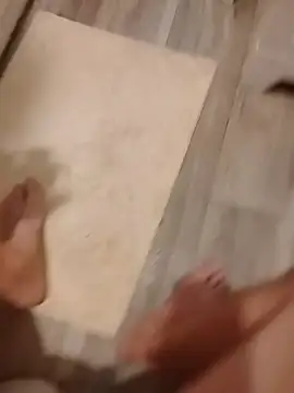 hugenicecock7979 online show from 09-18-25, 06:55