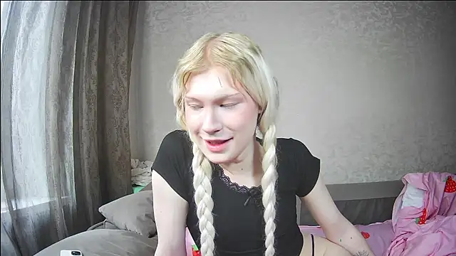 Sasyhk0 online show from 05-10-26, 11:47
