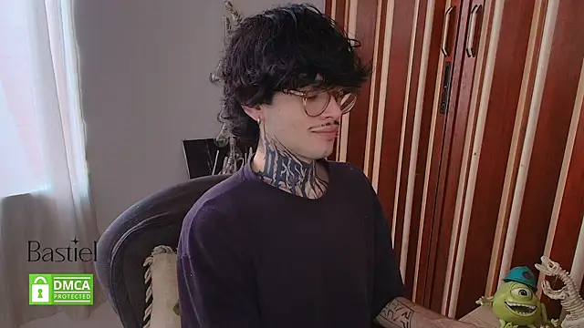 Mihail leroy online show from 10-10-25, 08:20