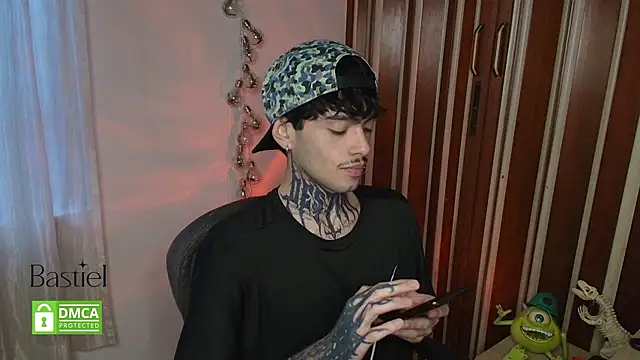 Mihail leroy online show from 10-14-25, 10:42