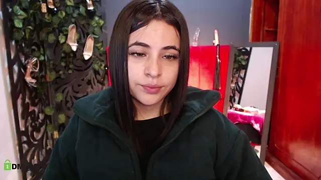 sofi lara28 online show from 02-16-26, 01:32