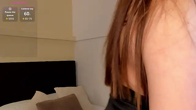 Snapshot of antonellacooper__ chatting on 06-30-26, 11:32 antonellacooper online show from 06-30-26, 11:32