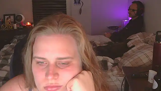 Sexyblonde12344 online show from 10-26-25, 06:19