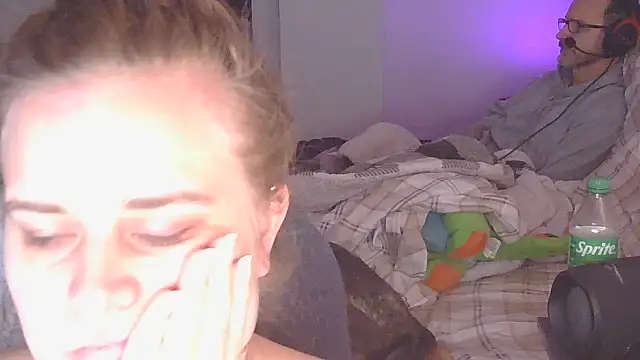 Sexyblonde12344 online show from 12-04-25, 05:01