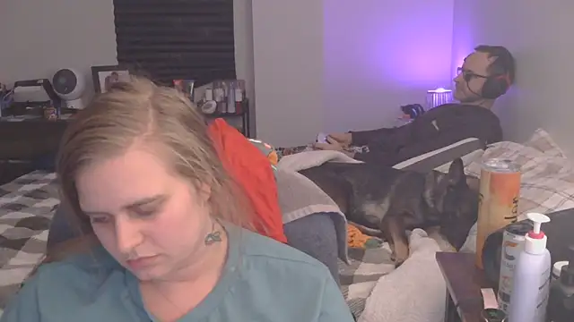 Sexyblonde12344 online show from 12-13-25, 08:04