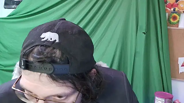 MasterDaddyCool online show from 10-22-25, 04:45