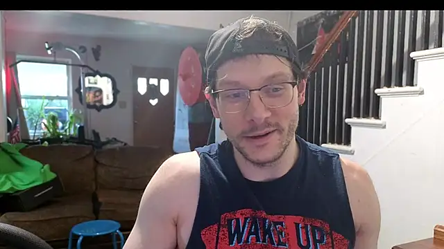 Snapshot of MasterDaddyCool chatting on 06-13-26, 03:43 MasterDaddyCool online show from 06-13-26, 03:43