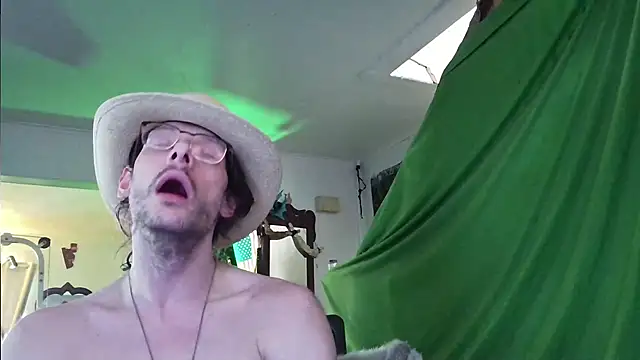 MasterDaddyCool online show from 10-19-25, 12:52