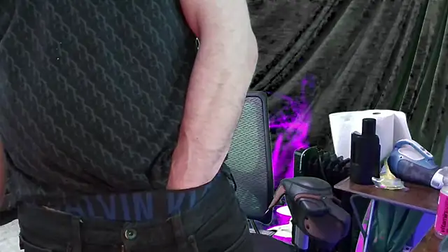 MasterDaddyCool online show from 10-14-25, 12:55