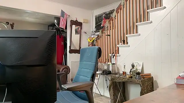 MasterDaddyCool online show from 05-27-26, 09:00