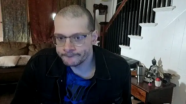 Snapshot of MasterDaddyCool chatting on 06-25-26, 12:54 MasterDaddyCool online show from 06-25-26, 12:54
