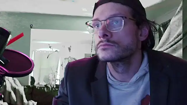 MasterDaddyCool online show from 10-26-25, 01:33