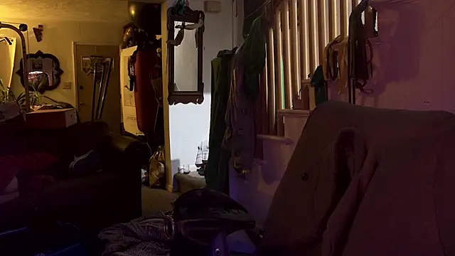 MasterDaddyCool online show from 11-28-25, 04:56