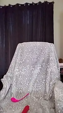 Snapshot of AnneNay chatting on 07-14-26, 02:05 AnneNay online show from 07-14-26, 02:05