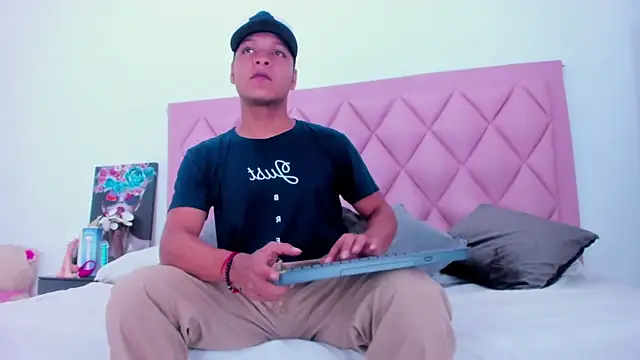 Ricky Owens1 online show from 11-29-25, 12:49