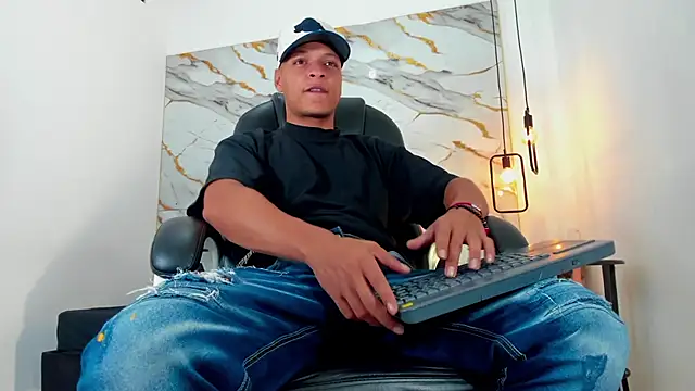 Ricky Owens1 online show from 10-25-25, 02:28